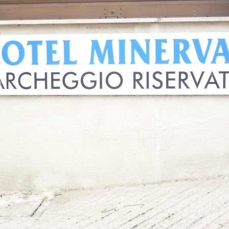 Hotel Minerva Pordenone Buitenkant foto