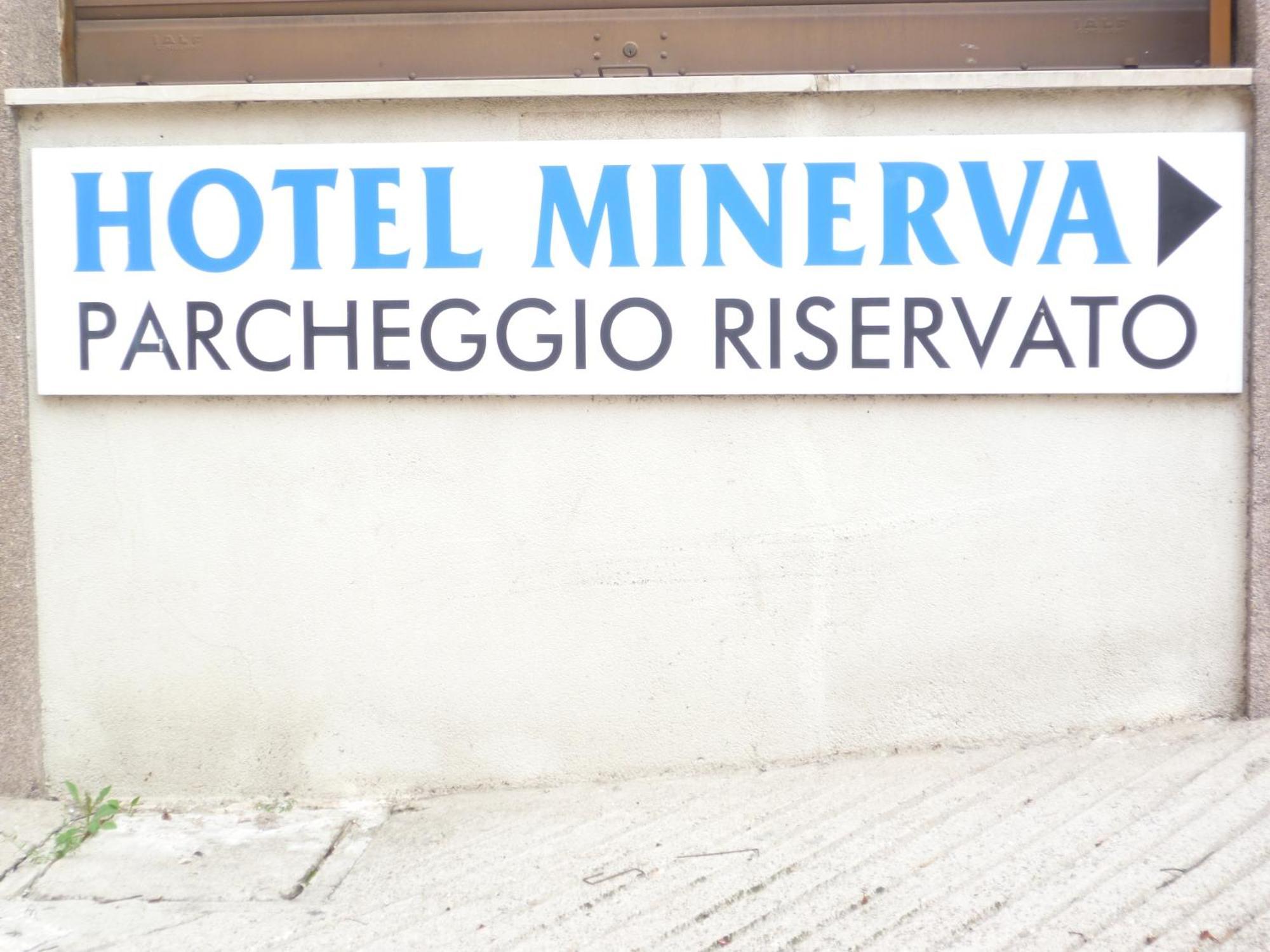 Hotel Minerva Pordenone Buitenkant foto