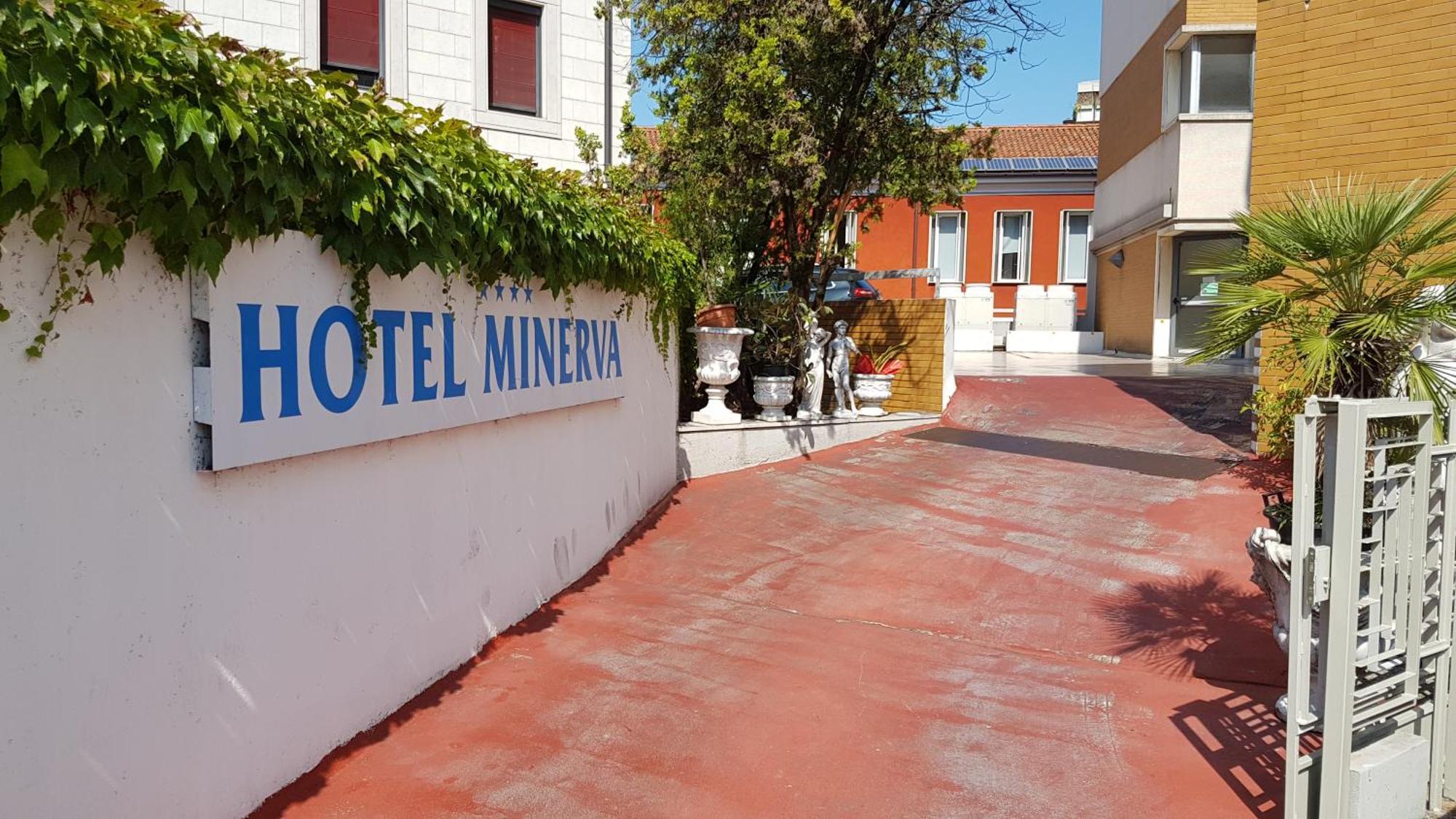 Hotel Minerva Pordenone Buitenkant foto